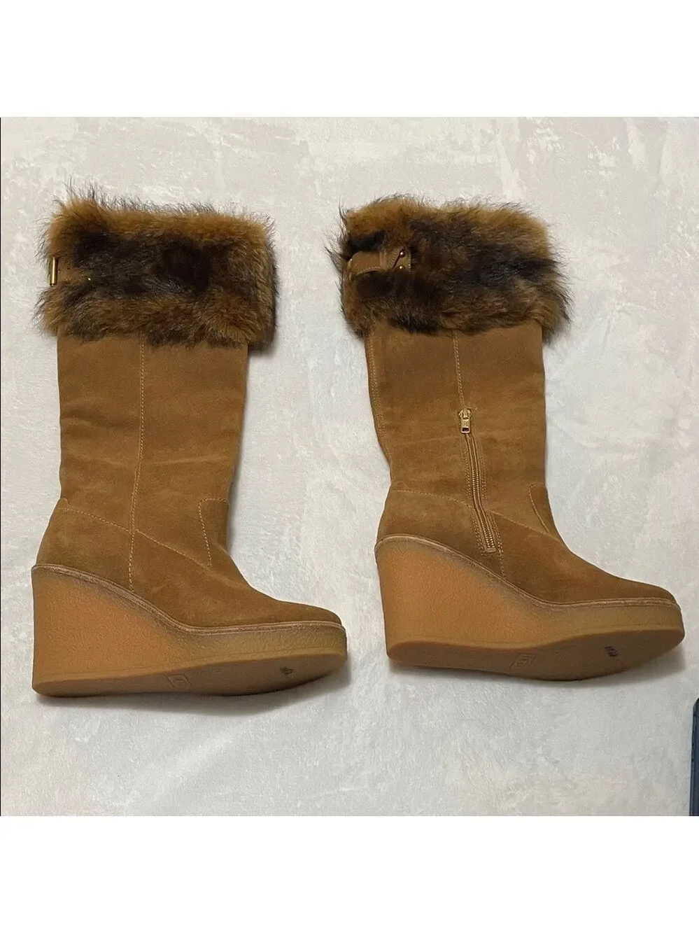 NWOB UGG Valberg Tan Suede Wedge Boots with Fur Trim Sz 6M
